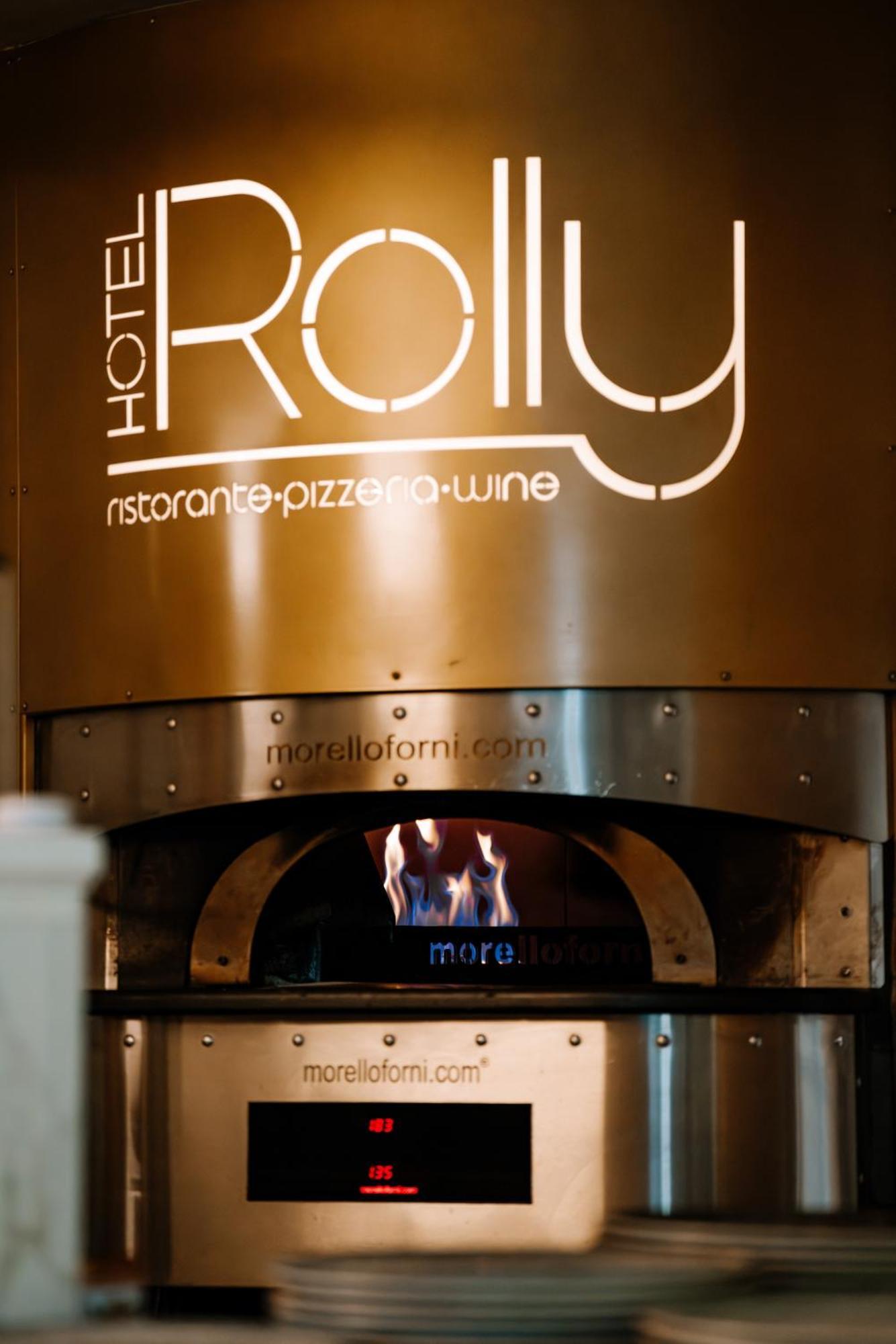 Rolly *